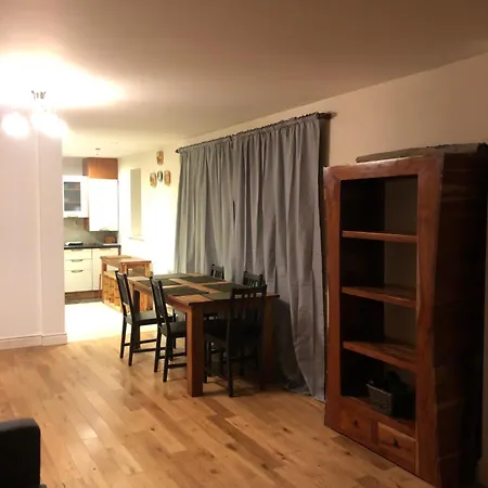 Marlay & Mountain Retreat Apartament